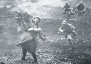WWI French soldier hit by gunfire during an advance on the Western Front by French School