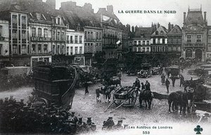 War in the North: London buses of the British Expeditionary Force in the main square at Bethune in 1915