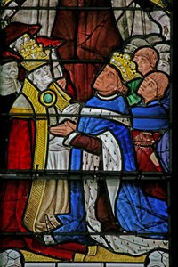 Window w4 depicting Pope Paul II and King Louis XI by French School