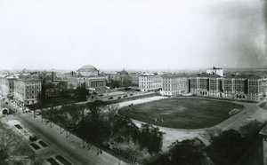 Columbia University campus from the southwest, New York City by G.P. Hall und Sohn