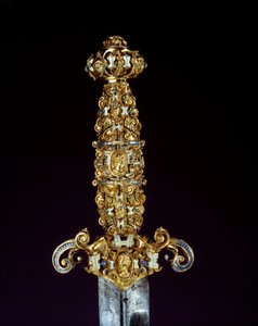 Dagger handle in silver chisel gold and enamel