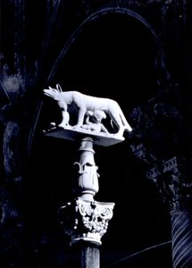 The Sienese Wolf, with the twins Romulus and Remus, facade of the Piazza del Duomo by Giovanni Pisano