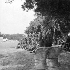 HM Amir, Lord Kitchener and Staff, Agra, India