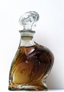 White molded glass bottle created for the Exposition Universelle de Paris in 1900 by Hector Guimard. International Perfumery Museum of Grasse.