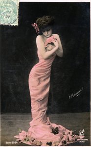 Female Ideal around 1900: Young Beauty with a Very Thin Silhouette