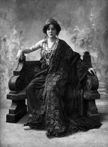 French Soprano Suzanne Brohly as Clytemnestre in Opera 