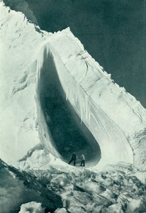 The Arch Berg from Without