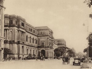 The Indian Museum and Chowringhee Road looking South by Indian photographer