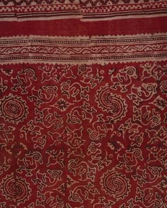 Block-printed textile for export trade with geese, lotus bud and rosette pattern, Indian, c.1500 (detail)