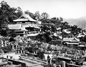 Cemetery of Honrenji Temple in Chikugo-machi, Nagasaki by Japanese Photographer