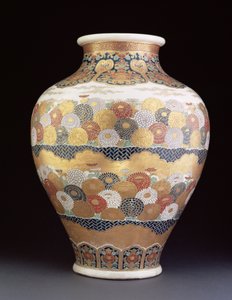 A Satsuma vase painted with chrysanthemums, late 19th century