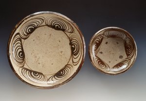 Plates decorated with umanomezara (circles with horse-eye pattern), late 18th century-early 19th century, enamel stoneware, produced in Seto, Japanese civilization, Edo period by Japanese School