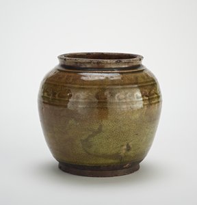 Seto ware jar with stamped decor