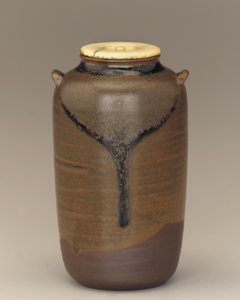 Tea caddy with two lugs, Koishibara, Edo period by Japanese School