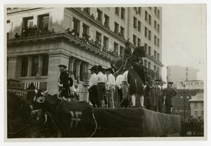 Historical Parade Float #31, Destruction of Statue of George III by Jessie Tarbox Beals