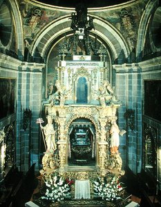 Funerary monument in the Chapel of San Segundo by Joaquin de Churriguera