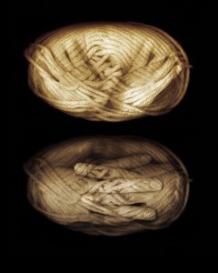 Yarn hands by Johan Lilja