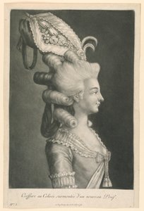 Hairstyle at the Colosseum Topped with a New Pouf