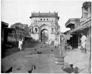 Gate to Lucknow, India, late 19th century