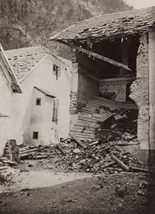 Album "Meine weltkriegs - Erinnerungen South-West Front (Carinthia, Italy, South Tyrol) 31/03/1915-12/11/1918 - Josef Zohles Wien": rubble