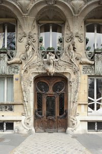 Entrance door to 29 avenue Rapp in the 7th arrondissement in Paris, art nouveau architecture by Jules Lavirotte