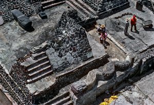 Tenochtitlan, Templo Mayor, Aztec, Calendar, Mexico, Archaeology, Mexico City, 2010 by Kenneth Garrett