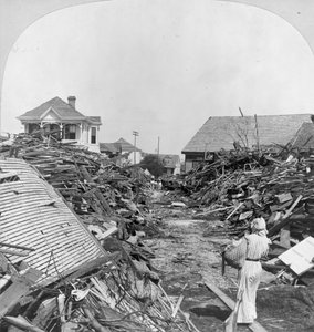 A passageway through the debris, North on 19th Street, Galveston by Keystone View Company