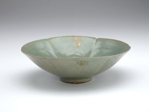 Bowl with Molded Six-Lobed Form and Design of Peony