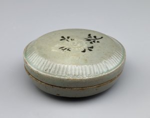 Covered Box with Inlaid Design of Chrysanthemum Spray, Mid 12th Century by Korean School