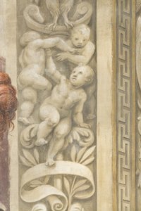 Putti, decorations around the windows