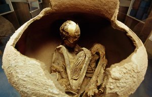 Mummy in a ceramic urn, Atacama civilization, Paleolithic