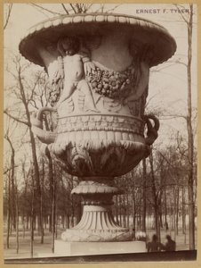 Tuileries by Léon Ménard