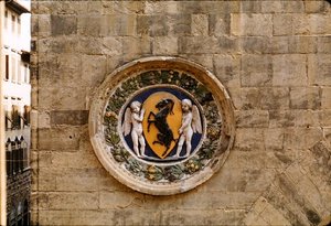 Stemma of the Mercanzia guild by Luca Della Robbia