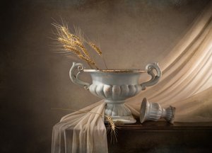 Rustic Wheat Urn