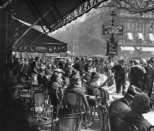 Café de la Paix, Paris by Martin Hurlimann