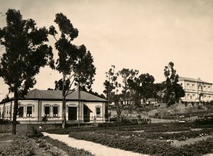 Building an Empire in the Fascist age: circle of officials at Asmara by Modestino Baldinetti