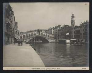 View of the Rialto Bridge in Venice