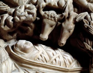 Art and Gothic architecture: the nativity (detail)