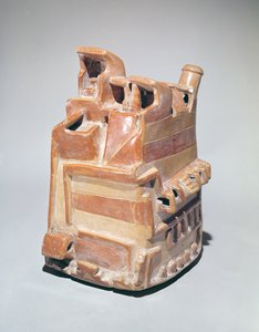 Vessel shaped as a structure, Mochica