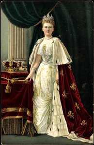 Queen Wilhelmina of the Netherlands with crown