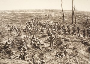 German Infantry Crossing Chemin des Dames, 27th May 1918