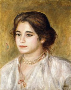 Gabrielle with Necklace