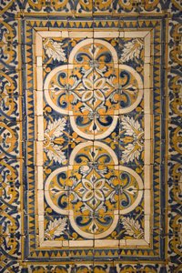 Quadrilobate patterned tiles with border by Portuguese School