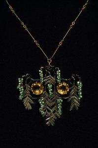 Art Nouveau: Necklace in Gold, Topaz and Enamels. Atelier Rene Lalique. 1900