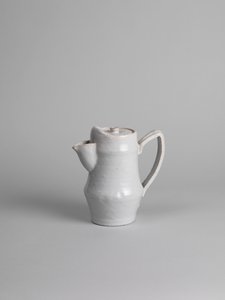 White tin-glazed coffee pot, 1914-15