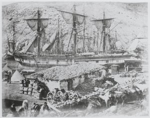 The cattle pier in the harbour of Balaklava by Roger Fenton
