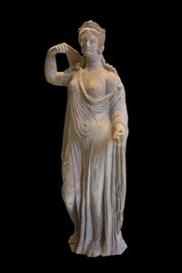Aphrodite of the Genitrix Type (1st Century AD) Terracotta