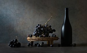 Rich Grapes Dark Bottle