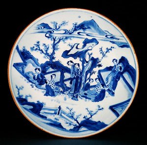 Dish painted in underglaze blue with figures of ladies, Transitional period, c.1640