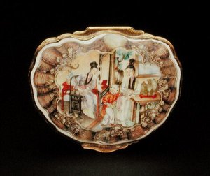 Lid of Snuff Box in the Form of a Shell, Qianlong Period (1736-95) c.1760